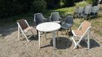 5 tuinstoelen en 1 ronde tafel, Ophalen, Gebruikt, Kunststof