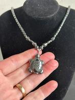 Half edelsteen Hematiet ketting + geluks  Schildpad hanger, Sieraden, Tassen en Uiterlijk, Ophalen of Verzenden, Gebruikt