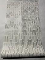 Vliesbehang Oiti - Silver €5 per rol., Ophalen of Verzenden, 50 tot 75 m², Grijs
