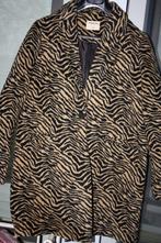 Leuke halflange jas., Ophalen of Verzenden, Gedragen, Maat 42/44 (L)