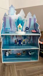 Frozen kasteel / poppenhuis, Ophalen, Zo goed als nieuw, Poppenhuis