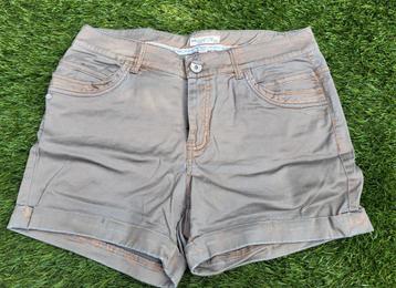 EDC Dames Shorts Maat 38/M beschikbaar voor biedingen