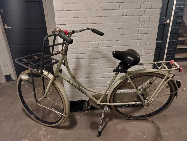 Gazelle damesfiets - omafiets, Fietsen en Brommers, Fietsen | Dames | Omafietsen, Gebruikt, Versnellingen, Ophalen