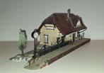 Kibri H0 9502 - Station met verlichte klok, Overige merken, Gelijkstroom of Wisselstroom, Brug, Tunnel of Gebouw, Ophalen of Verzenden
