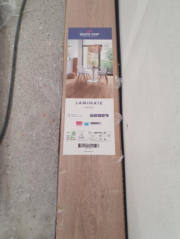 6m2 Quick Step laminaat Nesto Savio 8mm beschikbaar voor biedingen
