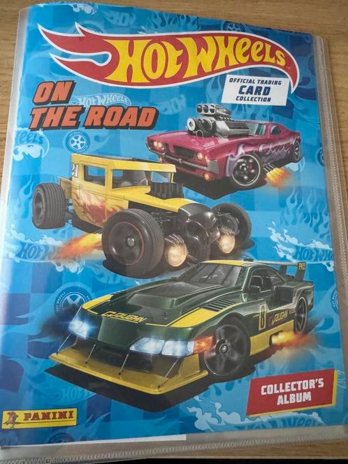 Gedeeltelijk gevulde hotwheels collectors album, Kinderen en Baby's, Speelgoed | Racebanen, Zo goed als nieuw, Elektrisch, Hot Wheels
