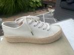 Leuke zomerschoenen nieuw, Beige, Nieuw, Ophalen of Verzenden, Sneakers of Gympen