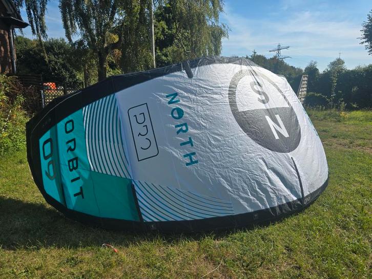 🔥North Orbit PRO 9m 2024🔥, Watersport en Boten, Kitesurfen, Zo goed als nieuw, 9 m², Geen board, Ophalen of Verzenden