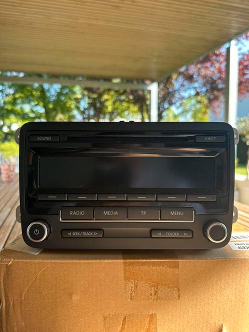 RCD 310 radio VW/Seat/Skoda, Auto diversen, Autoradio's, Zo goed als nieuw, Ophalen of Verzenden