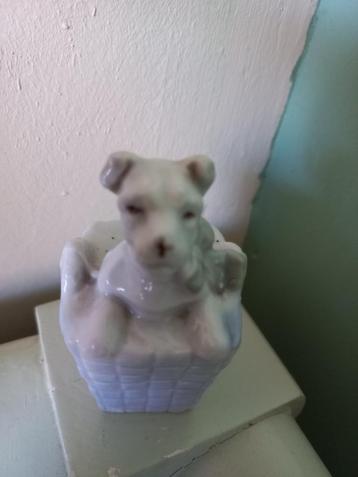 antieke tandenborstelhouder met een hondje!! beschikbaar voor biedingen