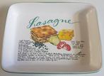 Lasagne ovenschaal met recept en afbeeldingen, Schaal of Schalen, Overige stijlen, Gebruikt, Ophalen of Verzenden