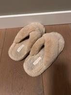 Ted Baker sloffen, Kleding | Dames, Schoenen, Beige, Ophalen of Verzenden, Pantoffels of Sloffen, Gedragen