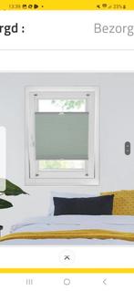 Groen (mint achtig) plissegordijn voor draai-kiep raam, Ophalen, Zo goed als nieuw, Minder dan 100 cm