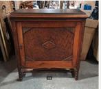 Antiek kastje, Ophalen