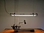Vintage industriële lamp met dimbare led tubes, Huis en Inrichting, Lampen | Hanglampen, Gebruikt, Ophalen, 75 cm of meer, Glas