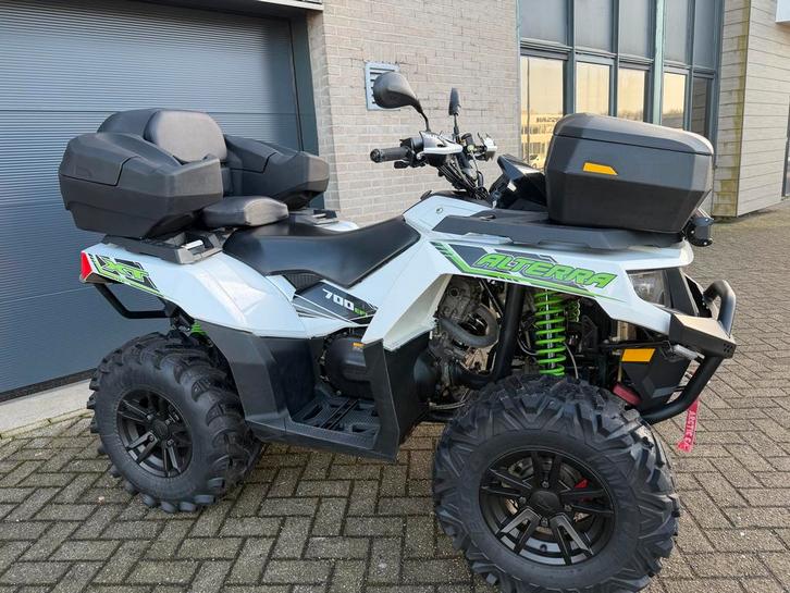 Arctic Cat Alterra XT 700 quad bj 2016 4x4 met accessoires, Motoren, Quads en Trikes, meer dan 35 kW, 1 cilinder, Ophalen of Verzenden