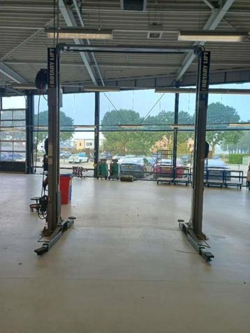 ROTARY 2-Koloms hefbrug SPOA40M-5 EH2 4000kg beschikbaar voor biedingen