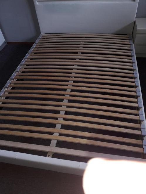 2 persoons bed nieuw/ 1pp houten bed nieuw, Huis en Inrichting, Slaapkamer | Bedden, Nieuw, Tweepersoons, 90 cm, 200 cm, Hout