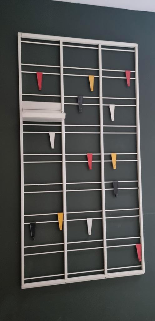 Coen de Vries toonladder kapstok Tjerk Reyenga Pilastro, Huis en Inrichting, Woonaccessoires | Kapstokken, Gebruikt, Wandkapstok
