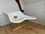 De ' Chaise ' door Charles en Ray Eames, let op: REPLICA, Huis en Inrichting, Ophalen, Gebruikt, Overige maten, 75 tot 100 cm