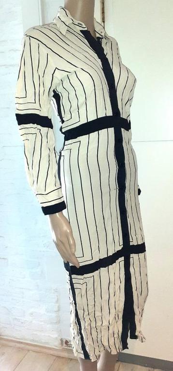 Midi jurk crème met zwarte strepen Zara XS of 34 beschikbaar voor biedingen