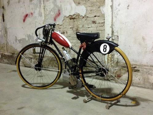 UNIEKE MOSQUITO RACER VERKOCHT !! ( MAGNEET VERKOCHT!! ), Fietsen en Brommers, Brommers | Oldtimers, Overige merken, Maximaal 45 km/u