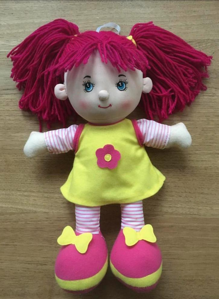 Zachte pop met staartjes 35cm lang in nette staat, Kinderen en Baby's, Speelgoed | Knuffels en Pluche, Zo goed als nieuw, Overige typen