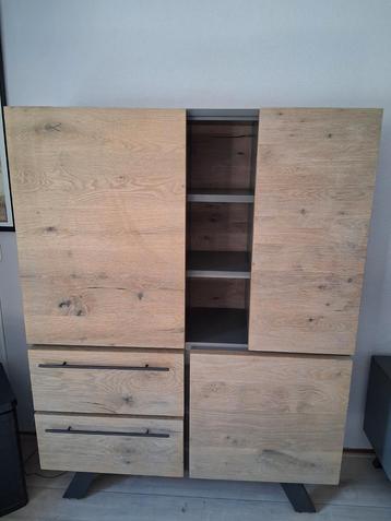 Mooie Xooon kast te koop! beschikbaar voor biedingen