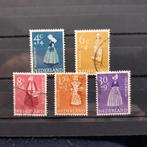 vd1093  NED Zomerzegels  1956  NVPH  707-711 klederdrachten, Postzegels en Munten, Postzegels | Nederland, Na 1940, Verzenden