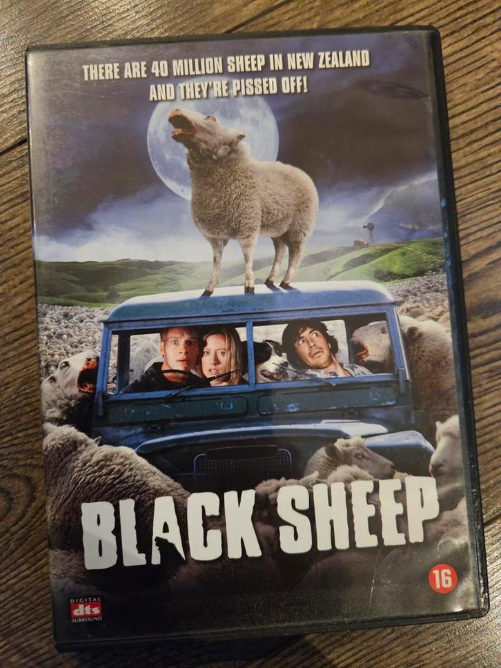 Black Sheep DVD - Horror Komedie, Cd's en Dvd's, Dvd's | Horror, Zo goed als nieuw, Vampiers of Zombies, Vanaf 16 jaar, Ophalen of Verzenden