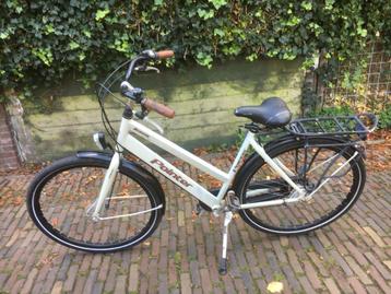 D fiets, met slot, en verlichting, interesse stuur een beschikbaar voor biedingen