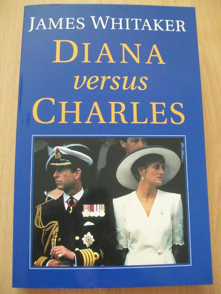 James Whitaker - Diana versus Charles - NIEUW, Verzamelen, Koninklijk Huis en Royalty, Nieuw, Tijdschrift of Boek, Buitenland