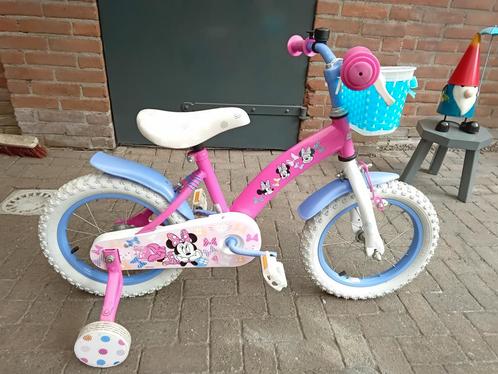 Meisjesfiets 14 inch.met zijwieltjes + mandje fiets is zgan., Fietsen en Brommers, Fietsen | Meisjes, Zo goed als nieuw, 14 inch of minder