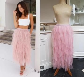 Stoere Tule Ruffle Rok in Pink beschikbaar voor biedingen