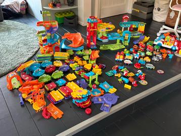 Grote partij VTech Toet Toet Auto’s en toebehoren  beschikbaar voor biedingen