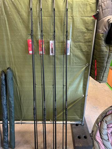 Jrc defender rod 4 stuks 12ft 2.75 lb nieuw 45% korting  beschikbaar voor biedingen