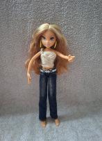 Winx Club Rainbow Fairy Flora Doll Pixie Magic, Ophalen of Verzenden, Zo goed als nieuw, Fashion Doll