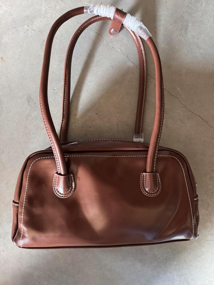 Tijdloze tas winterhit NIEUW CHOCLAT BROWN, Sieraden, Tassen en Uiterlijk, Tassen | Damestassen, Ophalen of Verzenden