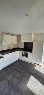 Nette Landelijke Hoekkeuken + Apparatuur + GEDEMONTEERD