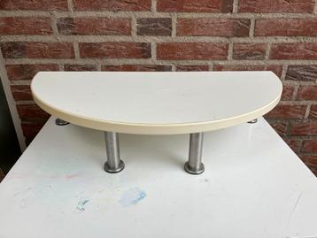 Bureau Plateau - Gratis beschikbaar voor biedingen