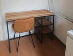 Bureau van hout en zwart metaal met twee planken, Ophalen, Gebruikt