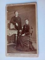 CDV Arnhem Man en Vrouw, Gebruikt, Foto, Ophalen of Verzenden, Voor 1940