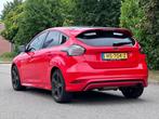 Ford Focus 1.5 Red Edition 5DR*Luxe uitvoering*NAP*Cruise*Ai, 65 €/maand, 4 cilinders, 150 pk, Origineel Nederlands