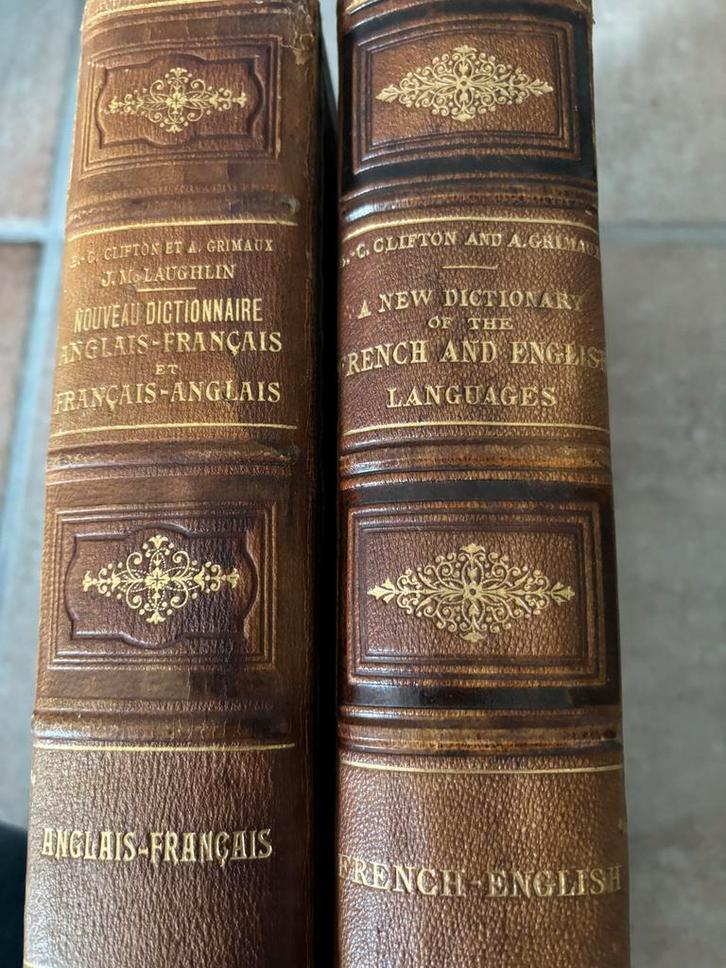 Antiek Frans-Engels Woordenboek, Garnier Frères, Boeken, Woordenboeken, Gelezen, Frans, Overige uitgevers, Ophalen of Verzenden