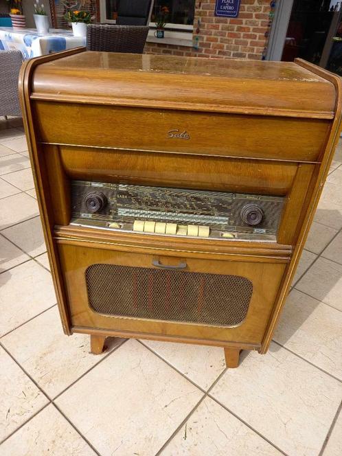 radio -platendraaier combinatie Saba, Antiek en Kunst, Antiek | Tv's en Audio, Ophalen of Verzenden