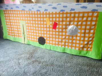 Speeltent tafeltent beschikbaar voor biedingen