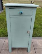 Leuk oud kastje, Huis en Inrichting, Ophalen of Verzenden, Minder dan 45 cm, 70 cm of meer