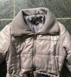 Jane Norman jas zilvergrijs - Maat XS, Kleding | Dames, Jassen | Winter, Ophalen of Verzenden, Zo goed als nieuw, Maat 34 (XS) of kleiner