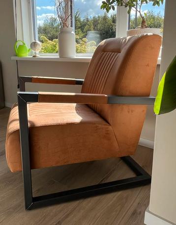 moderne fauteuil te koop - cognac kleur beschikbaar voor biedingen