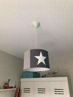 Kinderkamer Hanglamp en bijbehorend kussen 40x40 cm, Kinderen en Baby's, Kinderkamer | Inrichting en Decoratie, Ophalen, Zo goed als nieuw